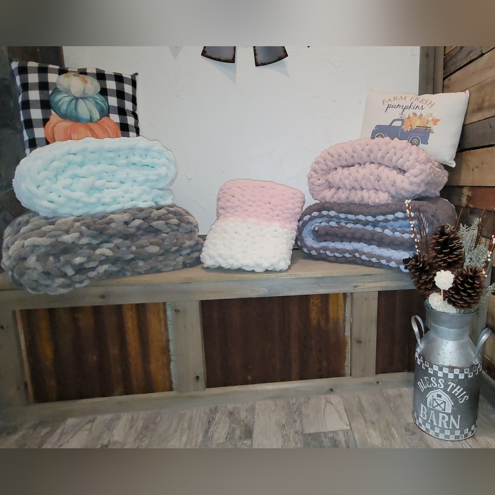 Chunky Yarn, Hand-Knit Crochet Baby Blanket Pink/White